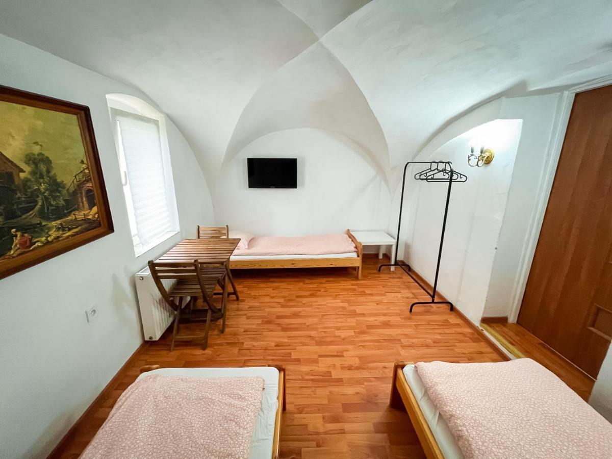 Noclegi Woku Swiebodzice Exterior photo